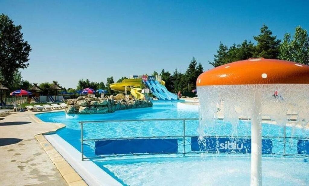 Camping 4* 3 Ch 2 Sdb- Lave Linge- Lave Vaisselle Онзен Екстер'єр фото